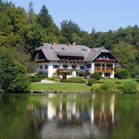 Landgasthof Trattnig Hotel Schiefling am See Buitenkant foto